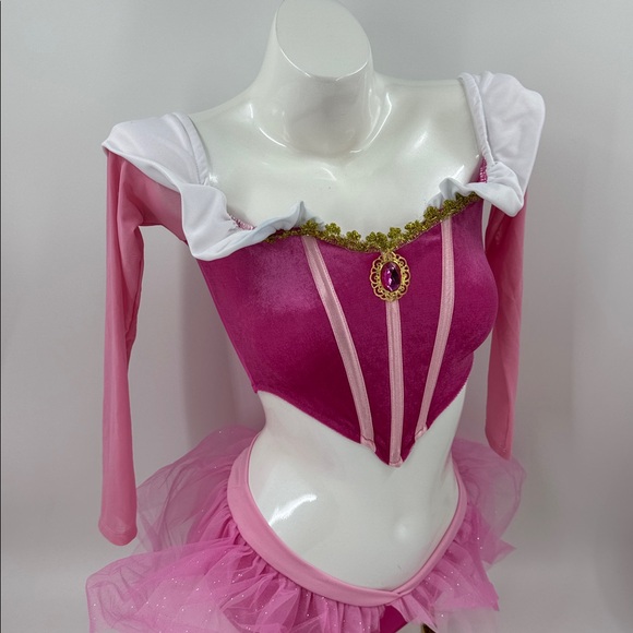 Pink Princess Costume with Gold Crown - Picture 6 of 11